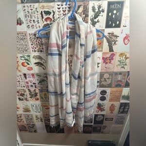 Reitmans long pastel stripped scarf. Barely worn.